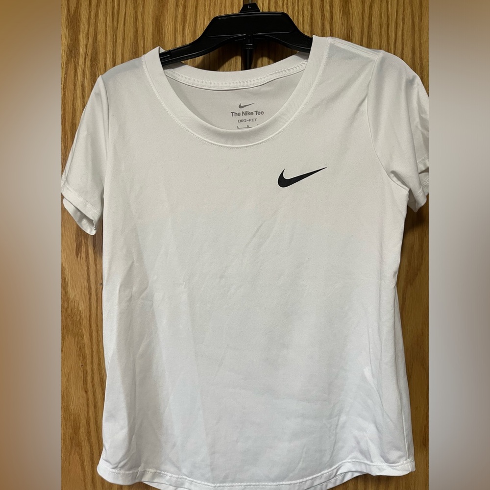 White Nike girls top size large